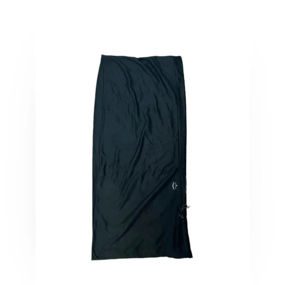 Beyond Yoga NWOT Pocket Infinity Scarf Black One Size Stretchy Comfort - Picture 1 of 4